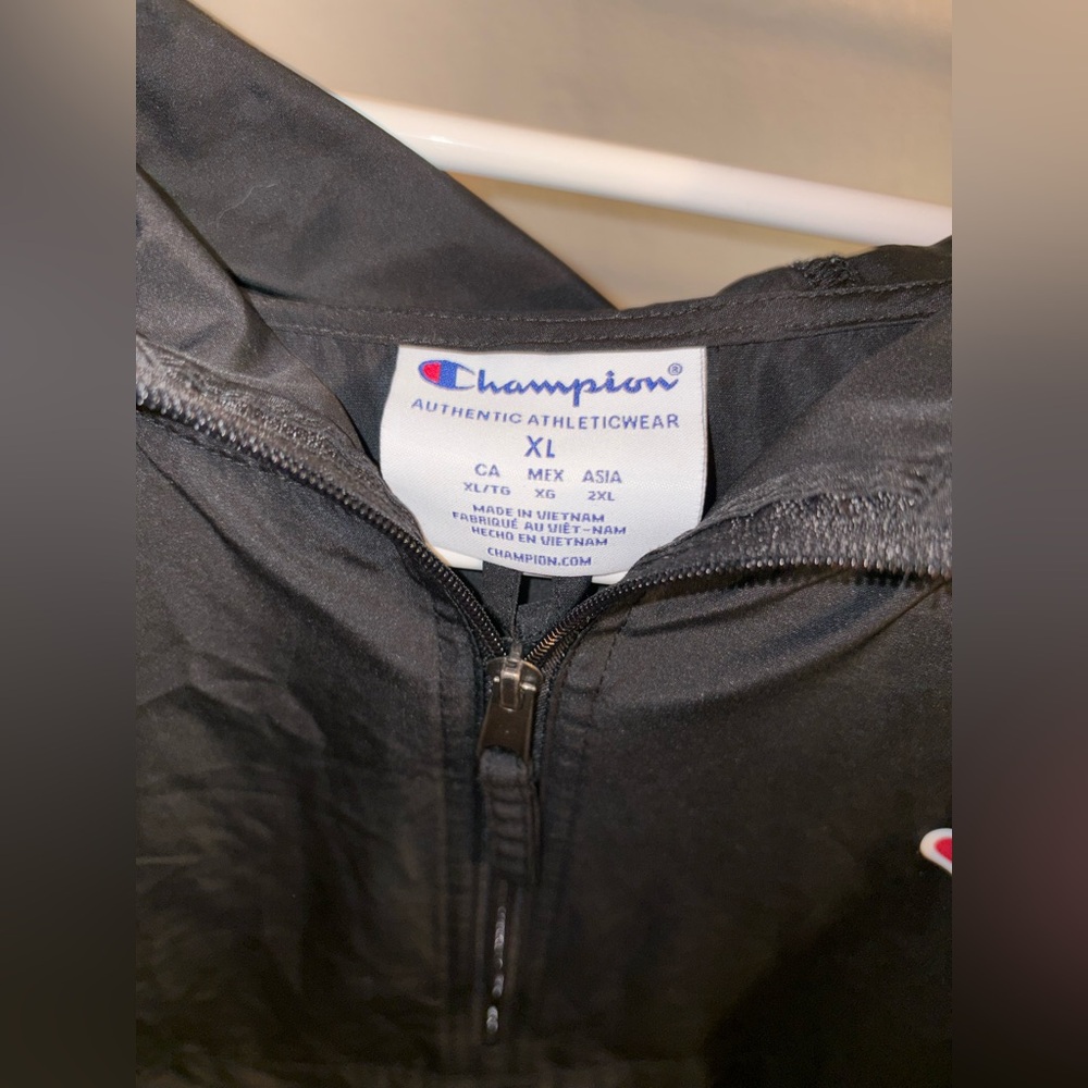 Champion Half Zip Windbreaker XL - Picture 2 of 4